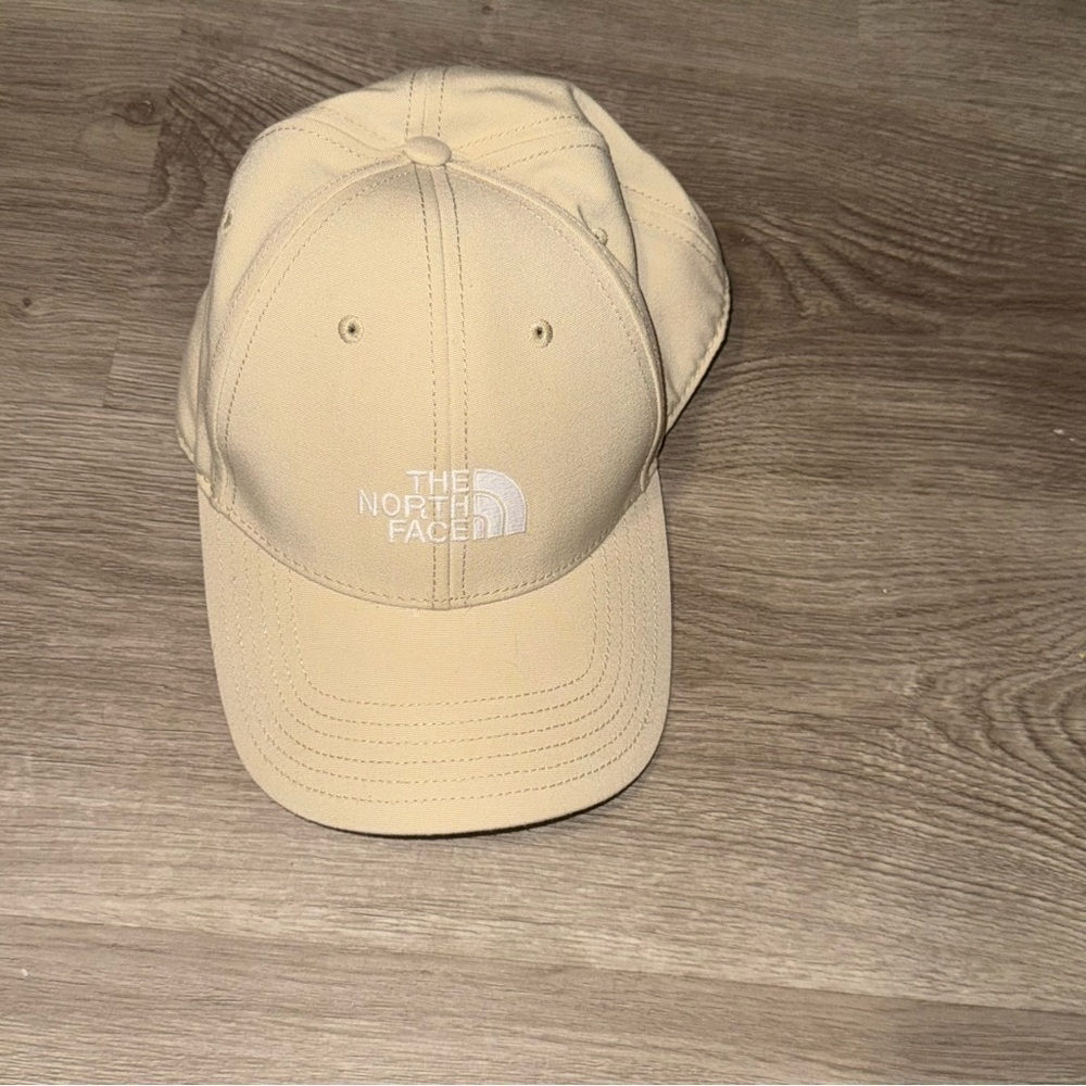 The North Face Light Tan Logo Hat - Picture 4 of 9